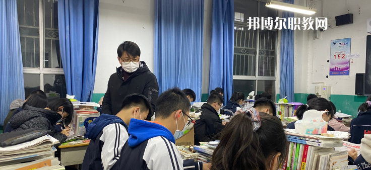 滄州工貿(mào)學(xué)校2022年報名條件、招生要求、招生對象