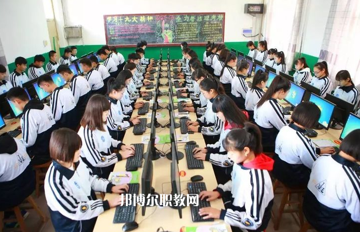 唐山市豐南區(qū)職業(yè)技術(shù)教育中心2022年報(bào)名條件、招生要求、招生對(duì)象