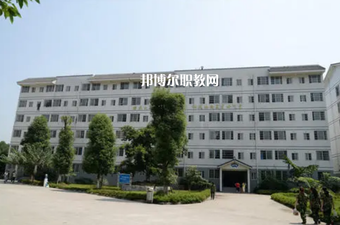 樂山旅游學(xué)校2022年報(bào)名條件、招生要求、招生對象