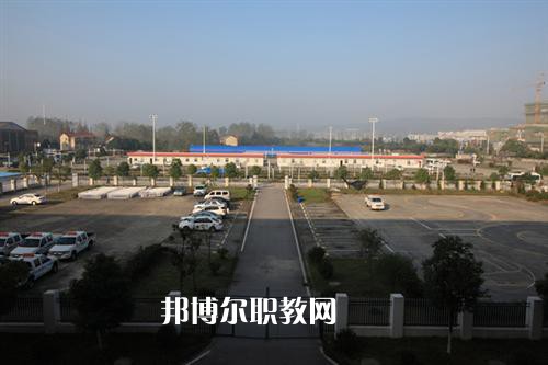 安徽滁州技師學(xué)院2022年報(bào)名條件、招生要求、招生對(duì)象