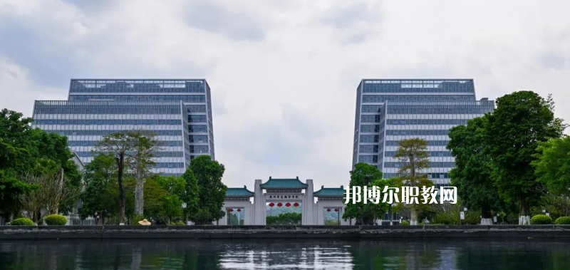 廣東華夏技工學校2022年報名條件、招生要求、招生對象
