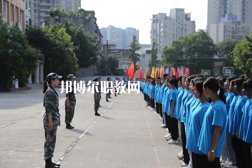 昆明醫(yī)藥職業(yè)技術(shù)學(xué)校2022年學(xué)費(fèi)、收費(fèi)多少
