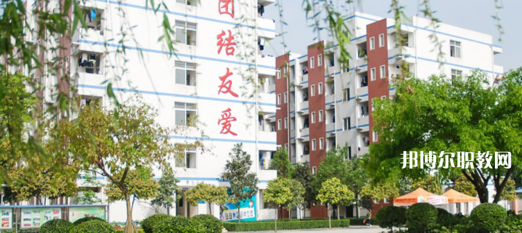 成都指南針職業(yè)技術(shù)學(xué)校怎么樣、好不好