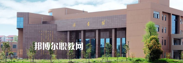 內(nèi)江鐵路機械學(xué)校網(wǎng)站網(wǎng)址
