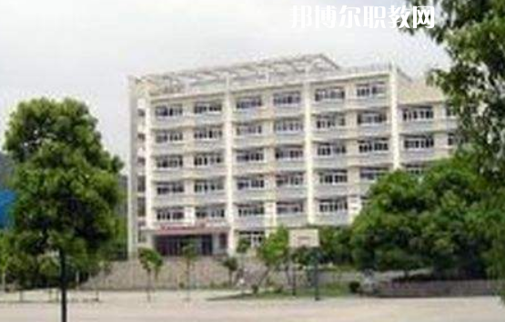 廣安鄰水金科職業(yè)技術(shù)學校2022年報名條件、招生要求、招生對象