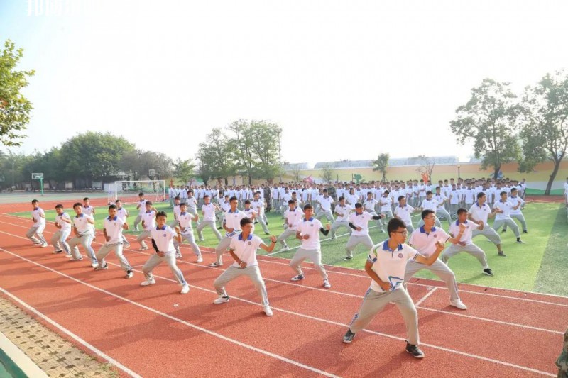 楚雄州體育運(yùn)動(dòng)學(xué)校2022年報(bào)名條件、招生要求、招生對(duì)象