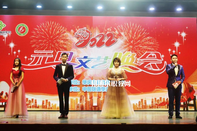 肇慶商務(wù)技工學校2022年招生錄取分數(shù)線