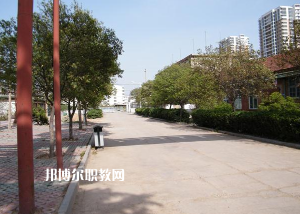 昭通衛(wèi)生學校2022年報名條件、招生要求、招生對象