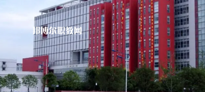 四川音樂學(xué)院附屬中等藝術(shù)學(xué)校怎么樣、好不好