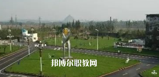 山東煤炭衛(wèi)生學(xué)校2022年報名條件、招生要求、招生對象