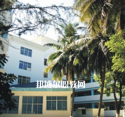 海南省衛(wèi)生學(xué)校2022年招生辦聯(lián)系電話(huà)