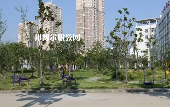 安陸中等職業(yè)技術(shù)學(xué)校2022年報(bào)名條件、招生要求、招生對(duì)象
