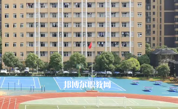 武漢助產(chǎn)學(xué)校2022年報(bào)名條件、招生要求、招生對象