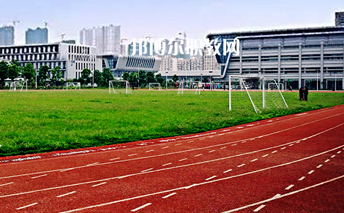 武漢第一職教中心2022年報名條件、招生要求、招生對象