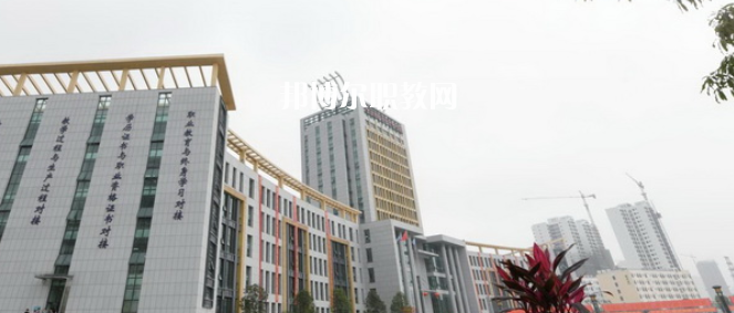 河池職業(yè)教育中心學(xué)校2022年怎么樣、好不好