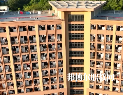 福建2023年大專(zhuān)有中專(zhuān)學(xué)校嗎