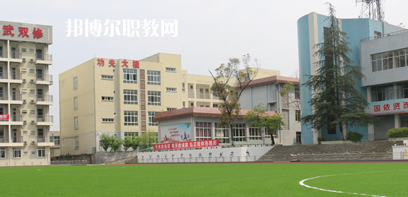 德陽弘正科技職業(yè)學(xué)校2023年學(xué)費、收費多少