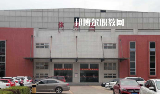 四川省南充外國語中等專業(yè)學(xué)校2023年學(xué)費(fèi)、收費(fèi)多少
