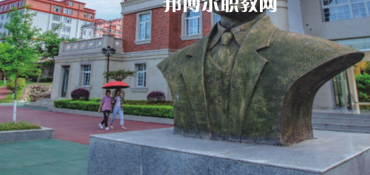 綿陽交通高級技工學校地址在哪里，哪個地區(qū)，哪個城市?
