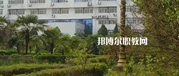 南京華東信息工程技工學(xué)校地址在哪里，哪個地區(qū)，哪個城市?