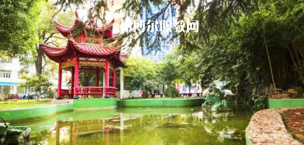 連云港市藝術(shù)學校地址在哪里，哪個地區(qū)，哪個城市?