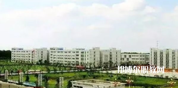 江蘇省高郵中等專業(yè)學校地址在哪里，哪個地區(qū)，哪個城市?