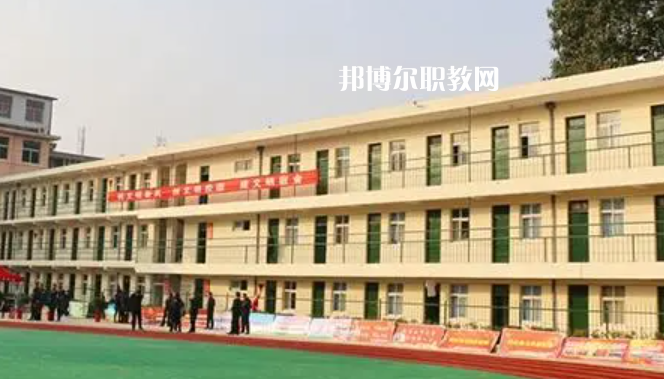 陜西省商貿(mào)技工學(xué)校地址，乘車路線