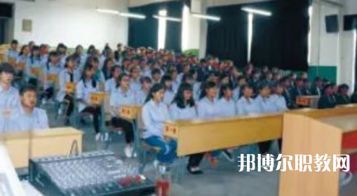 寶雞秦華職業(yè)技術(shù)學(xué)校怎么樣、好不好