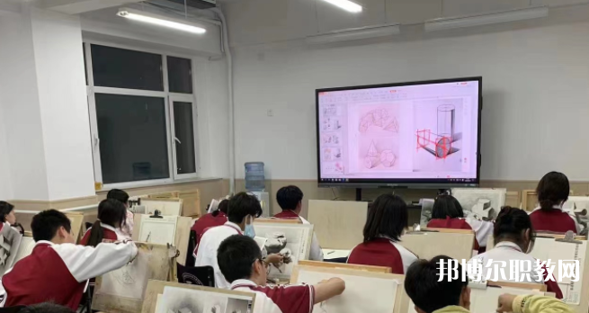 石家莊市張麗美術(shù)中等專業(yè)學(xué)校地址，乘車路線