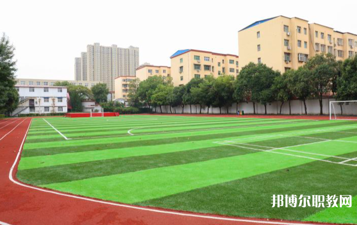 鄭州新華中等專業(yè)學(xué)校怎么樣、好不好