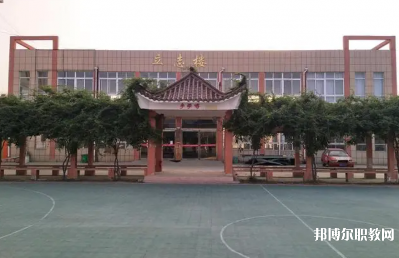 2023寧陵縣職業(yè)中等專業(yè)學(xué)校多少錢 寧陵縣職業(yè)中等專業(yè)學(xué)校各專業(yè)學(xué)費收費標準