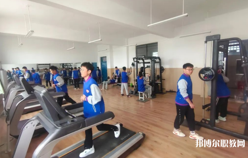 周口市潁河職業(yè)中等專業(yè)學(xué)校地址，乘車路線