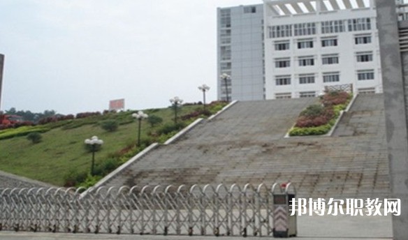 2024百色市民族工業(yè)中等專業(yè)學(xué)校招生計(jì)劃 招生人數(shù)是多少(附要求、條件、對(duì)象)