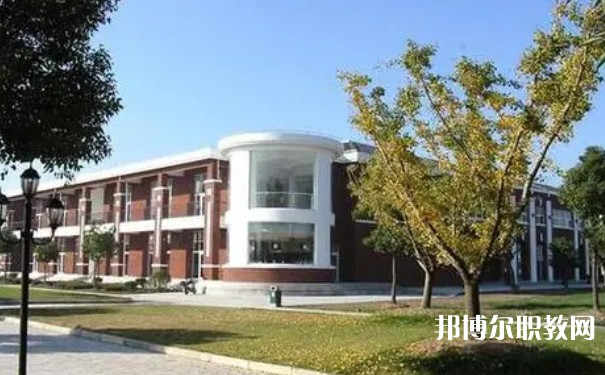 晉城虹橋技校怎么樣、好不好