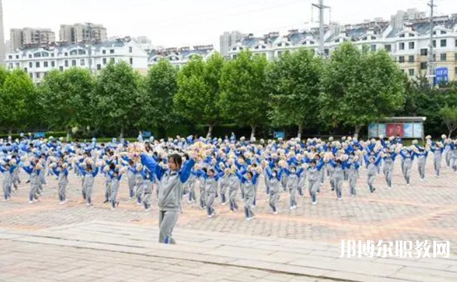 青島西海岸新區(qū)黃海職業(yè)學(xué)校怎么樣、好不好