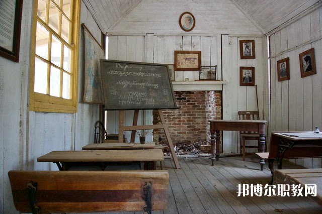 四川哪里的職業(yè)學校能讀機械加工技術(shù)專業(yè)