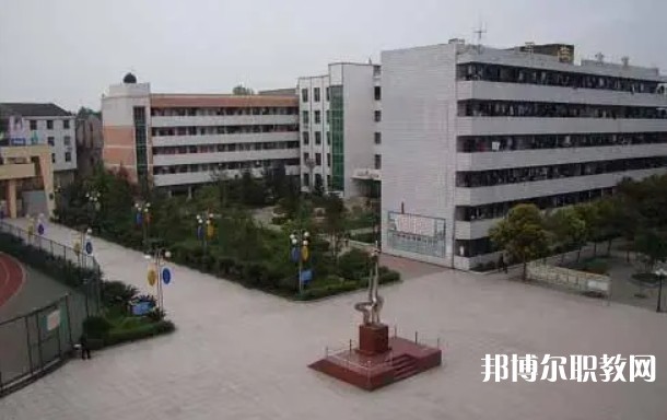 澤州縣周村中學(xué)(職高部)怎么樣、好不好