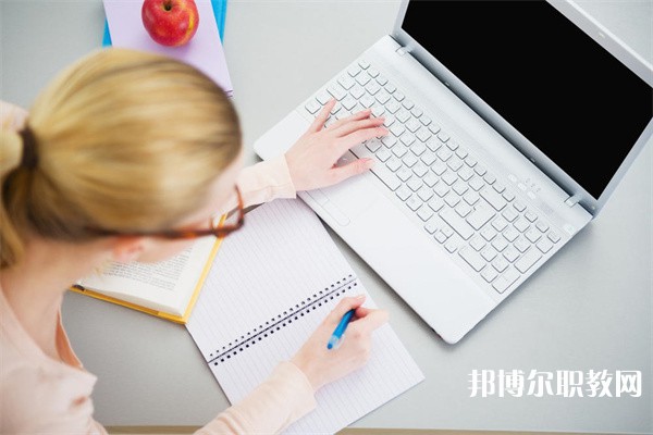 四川哪里的技工學校能讀康復治療技術(shù)專業(yè)