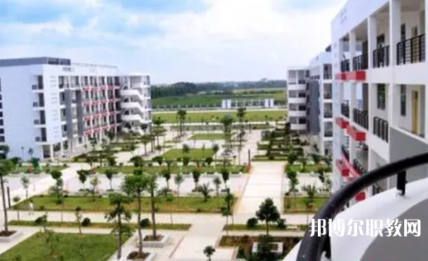 2024本溪市衛(wèi)生學(xué)校招生計劃 招生人數(shù)是多少(附要求、條件、對象)