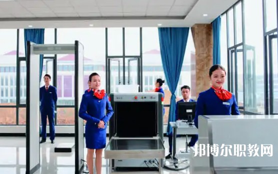 自貢2025年女生初中畢業(yè)上鐵路學校